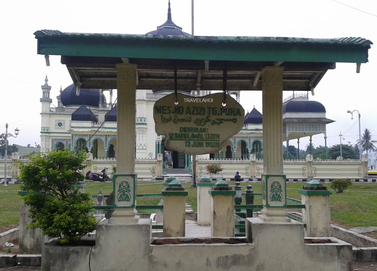 Masjid Azizi Tanjung Pura - Langkat